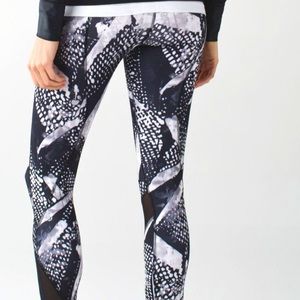 lululemon athletica inspire tight II mesh SE